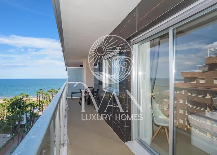 Casa Alex Ivan Luxury Homes 7ªpta Norte 1ªlinea